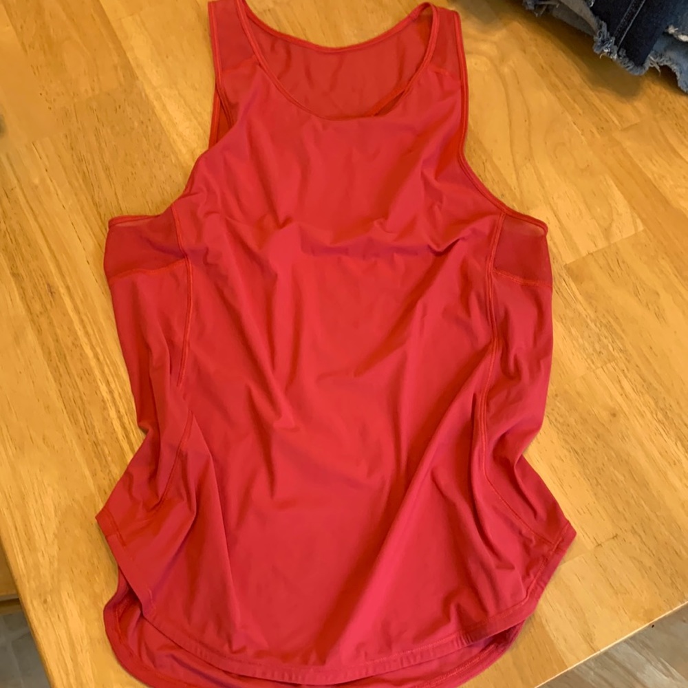 Lululemon tank top